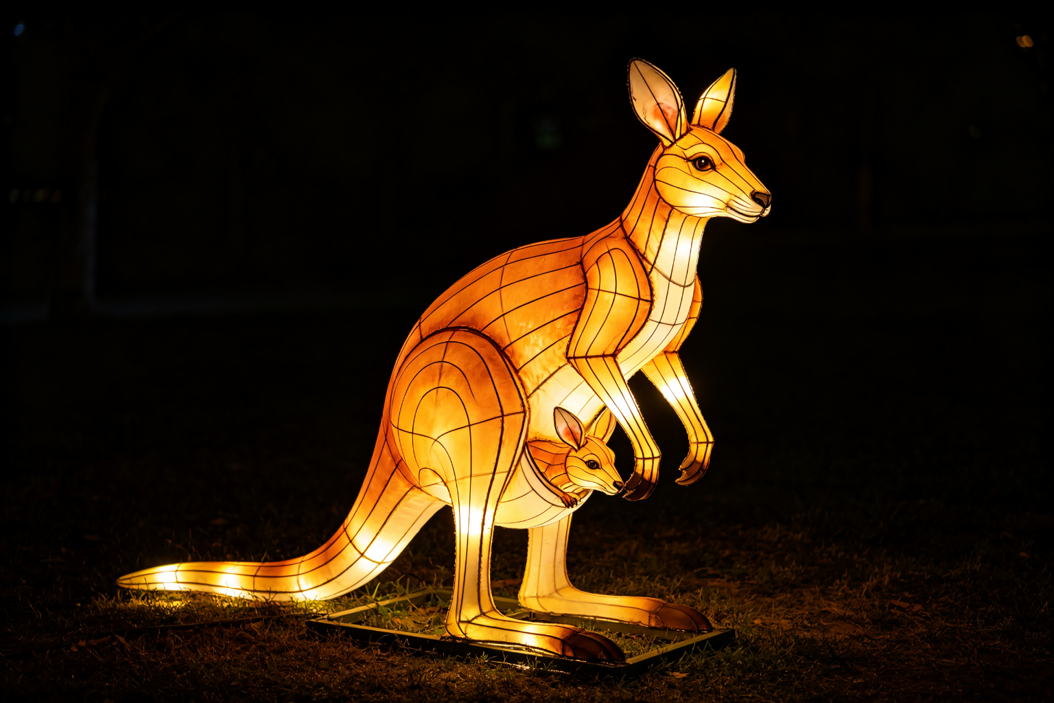 Kangaroo Lantern Display (ZD-014) - Animal Lanterns by Zedong, dimensions 350x150x400cm