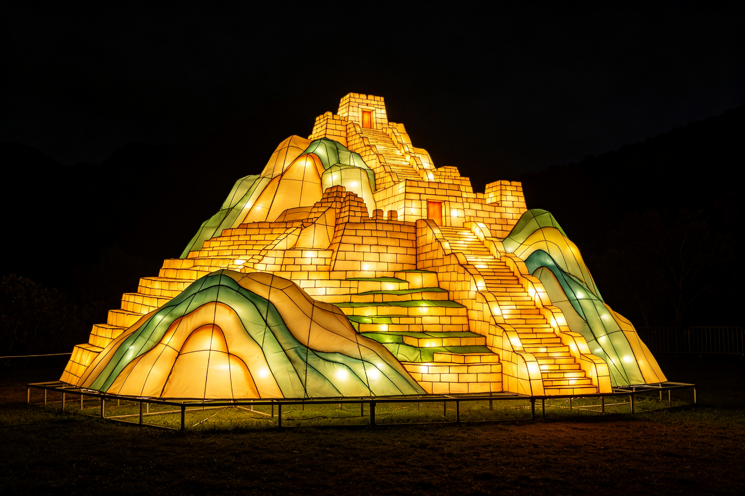 Machu Picchu Lantern Display (ZD-098) - World Landmark Lanterns by Zedong, dimensions 500x250x300cm